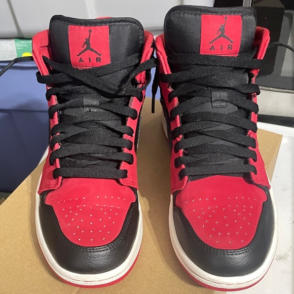 Jordan Other - JORDAN 1 Mid (2013) “Bred” Black/Black/Gym Red 554724-005 Size 8